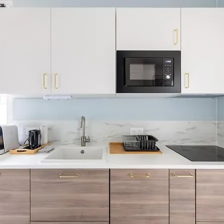 Le Petit Monet - Center Near Train Station Daire